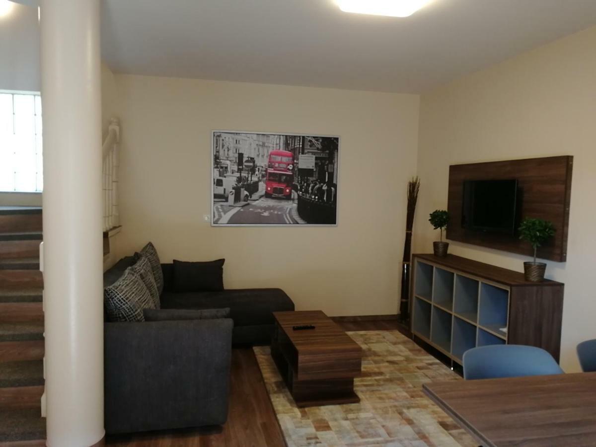 Óvár Apartman Mosonmagyaróvár Exterior foto