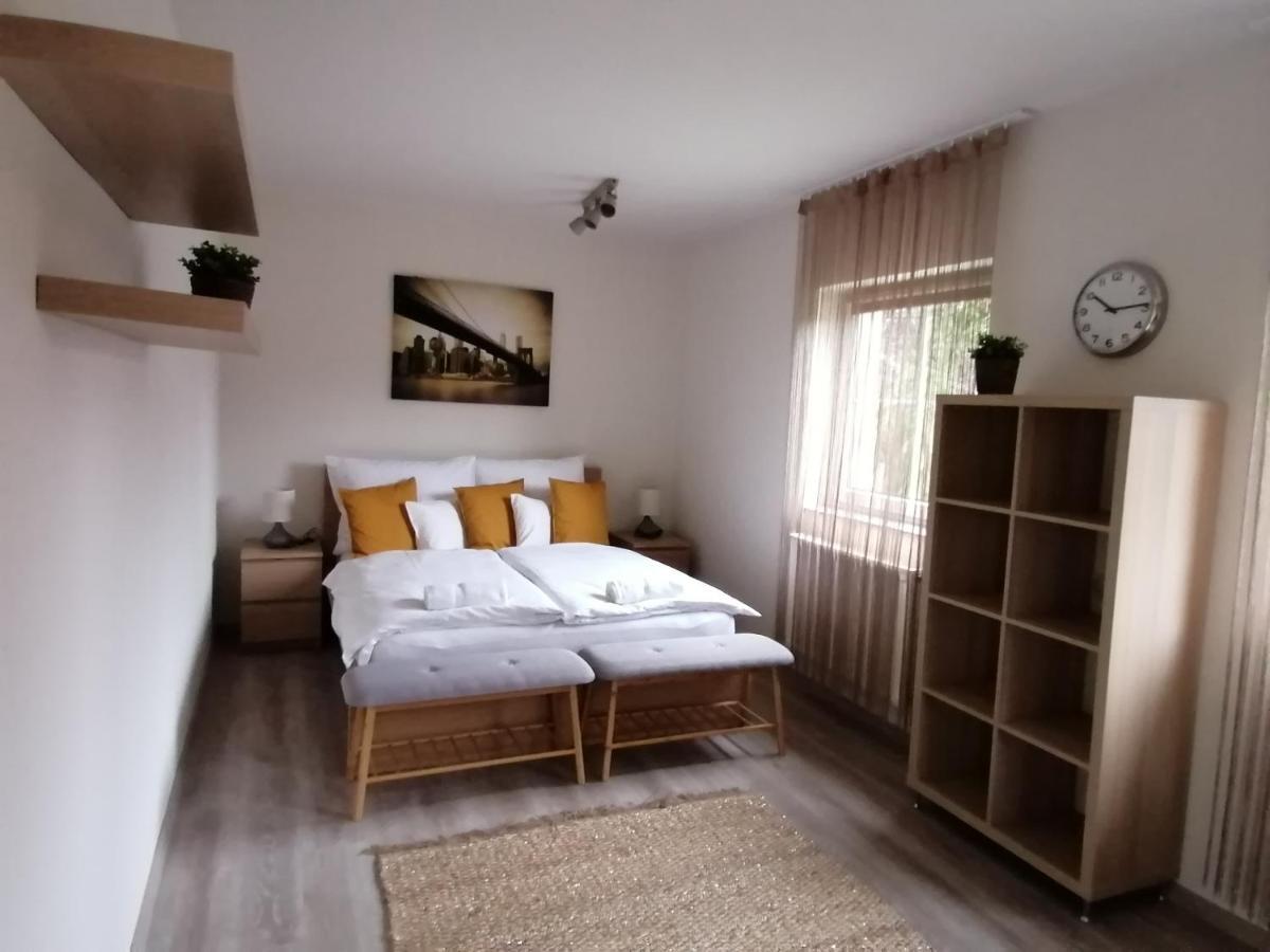 Óvár Apartman Mosonmagyaróvár Exterior foto