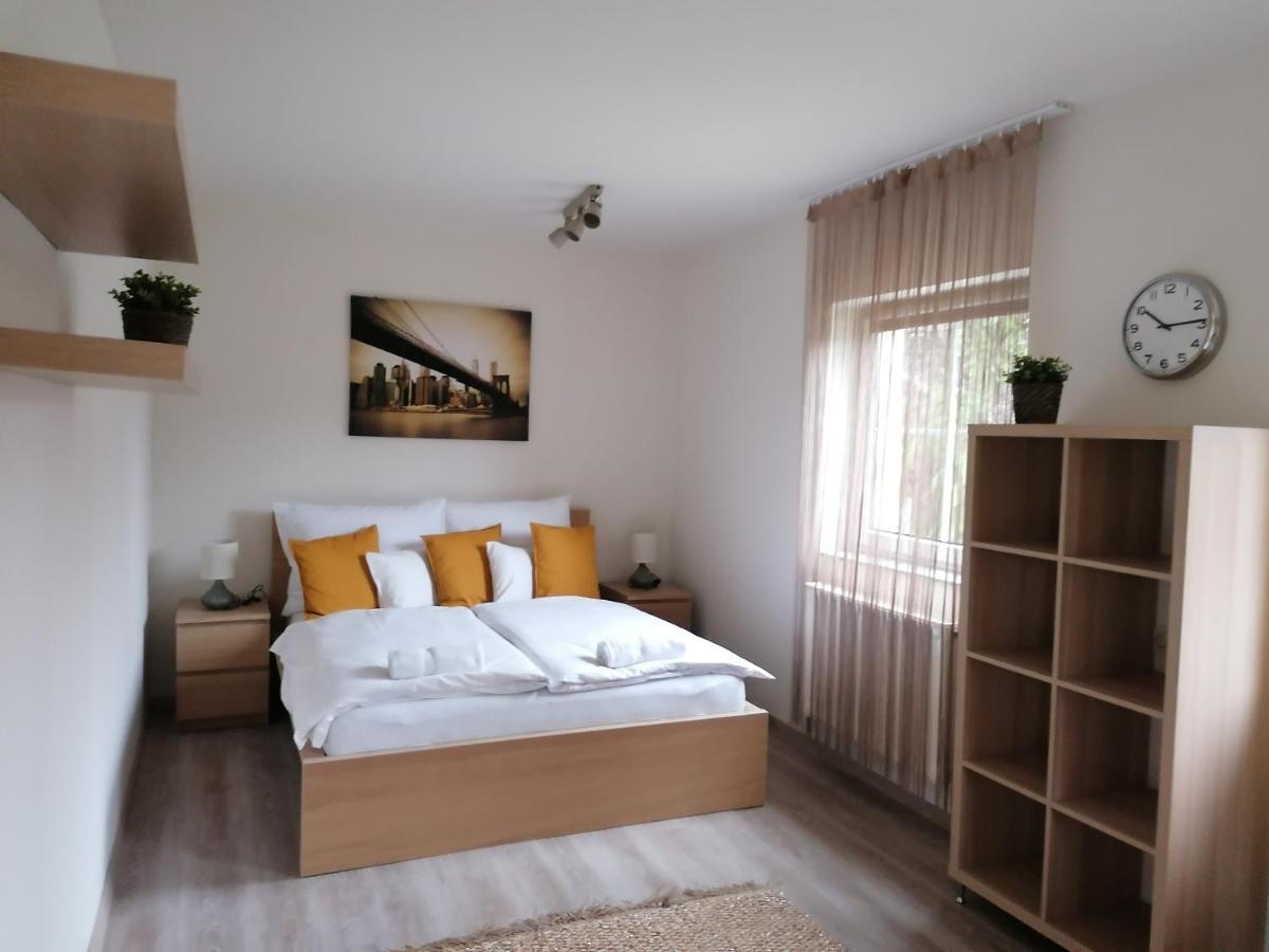 Óvár Apartman Mosonmagyaróvár Exterior foto