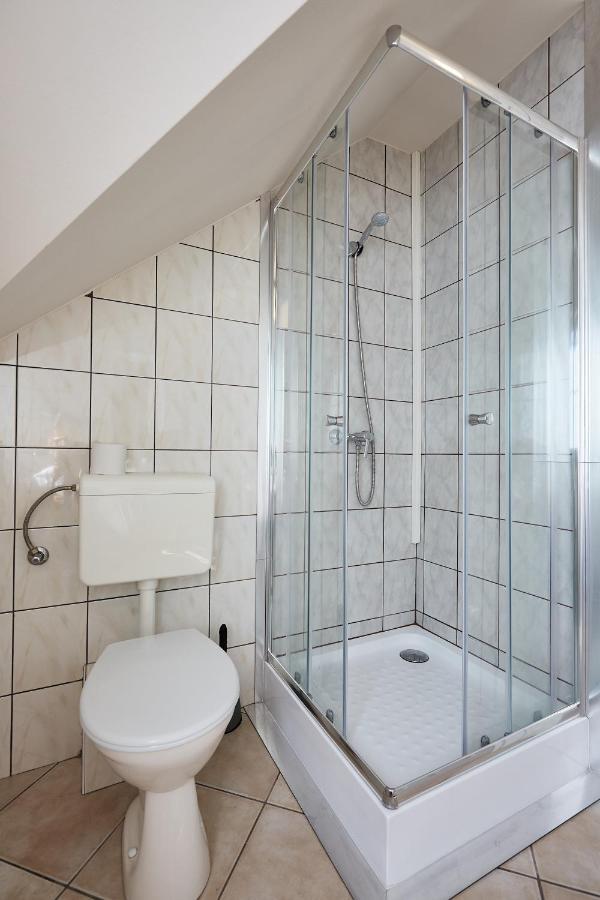 Óvár Apartman Mosonmagyaróvár Exterior foto