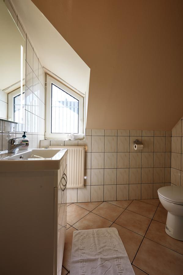 Óvár Apartman Mosonmagyaróvár Exterior foto